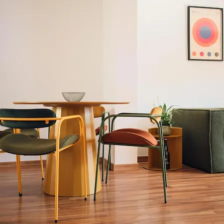 Mittendrin, Zentrale & Gemuetliche Stadtwohnung Apartamento *